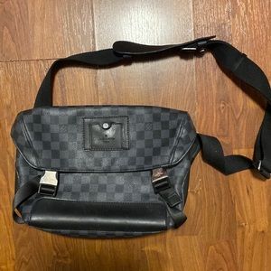 Messenger bag